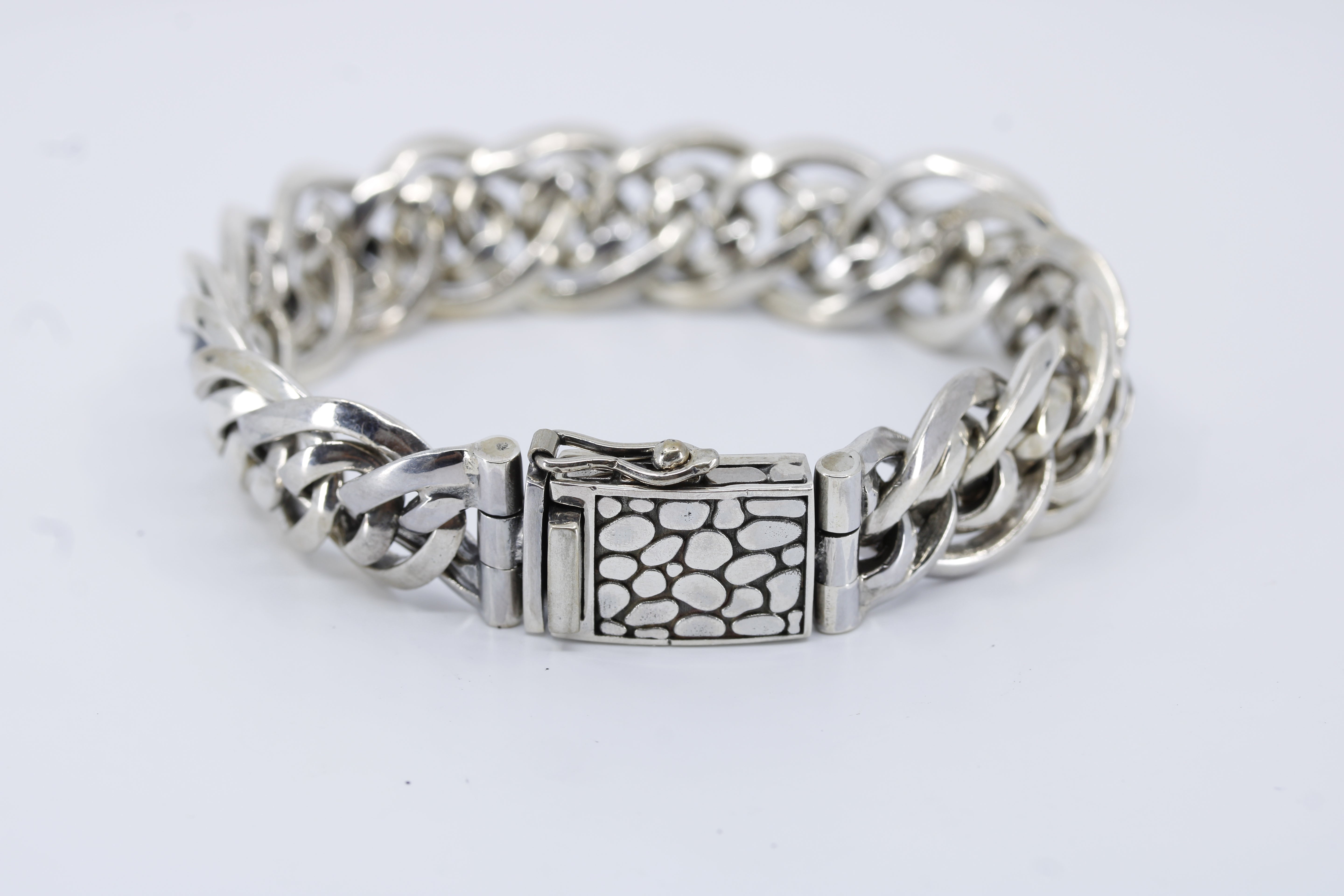 Casa Bali Slim Curb Chain Bracelet