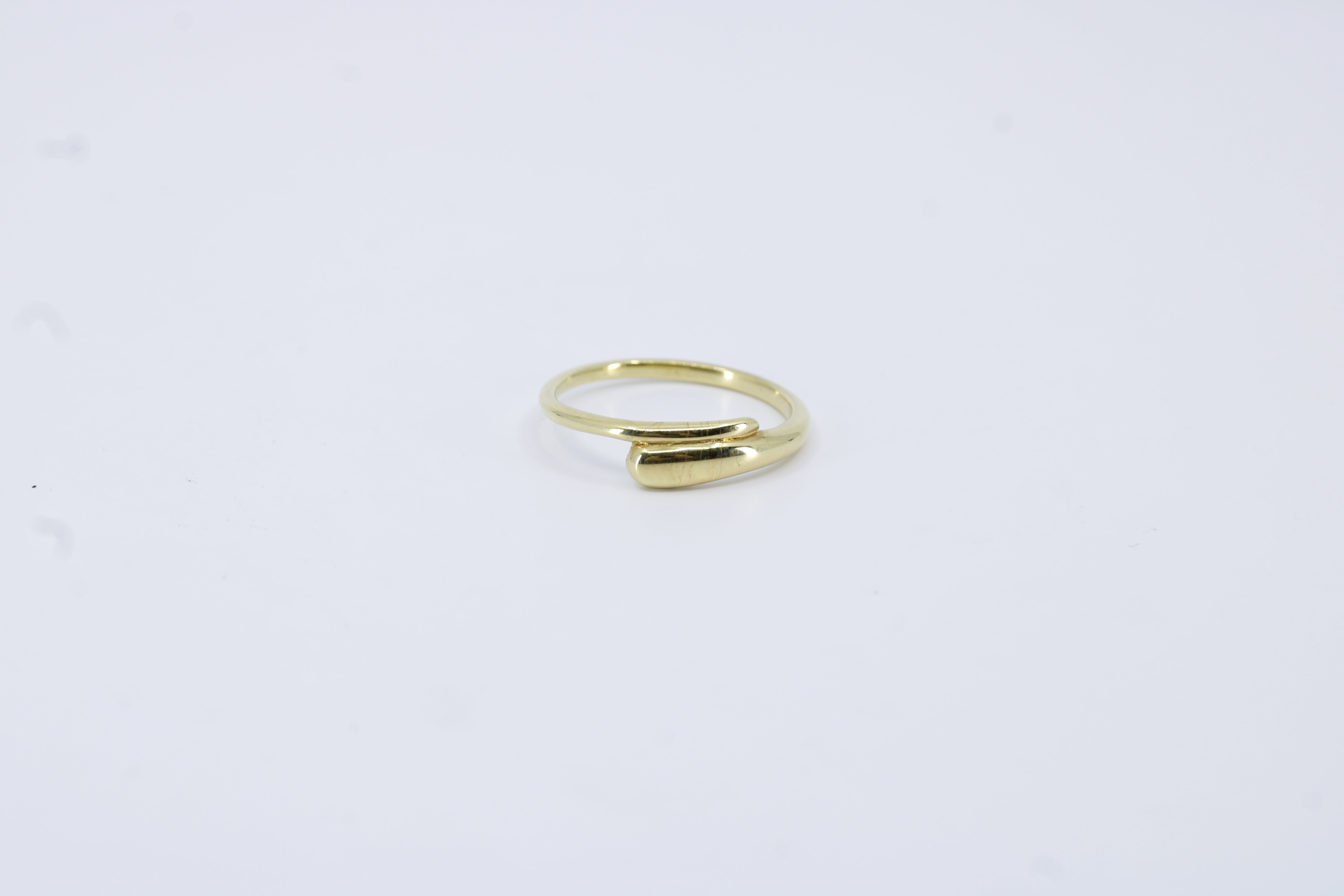 Linea 18K Gold Vermeil Overlap Bar Band