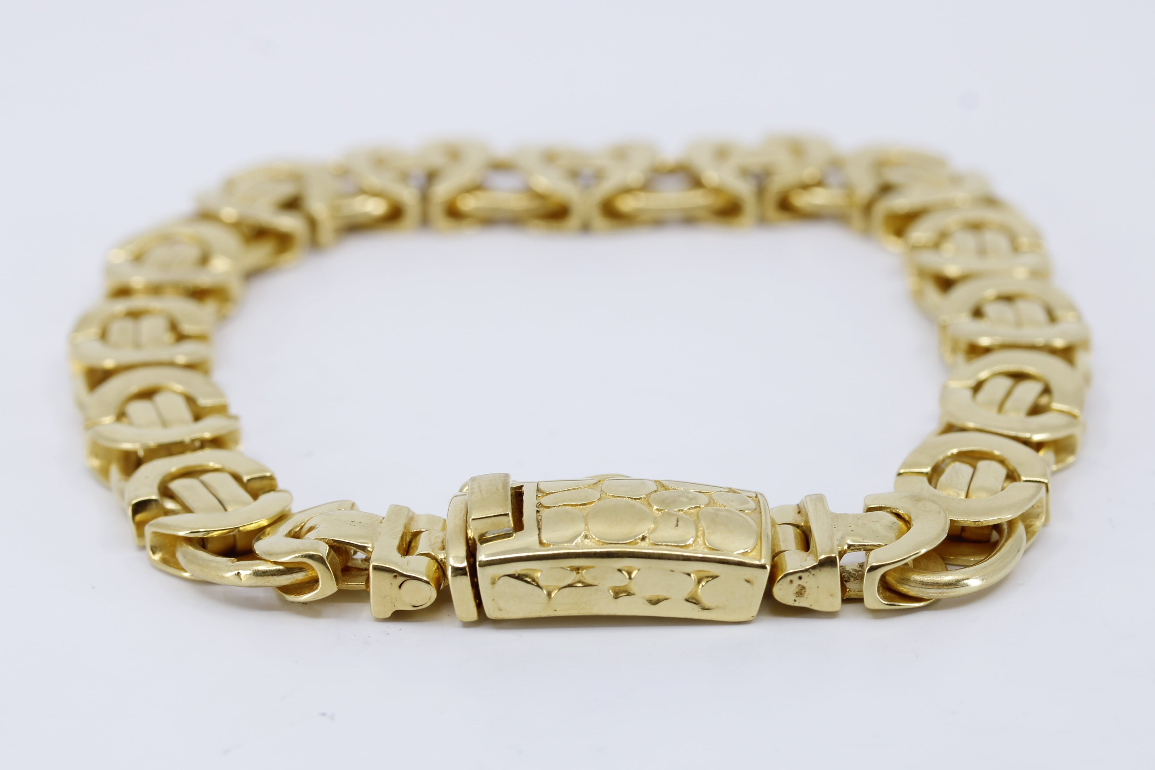 SAAR Gucci Link Chain Bracelet