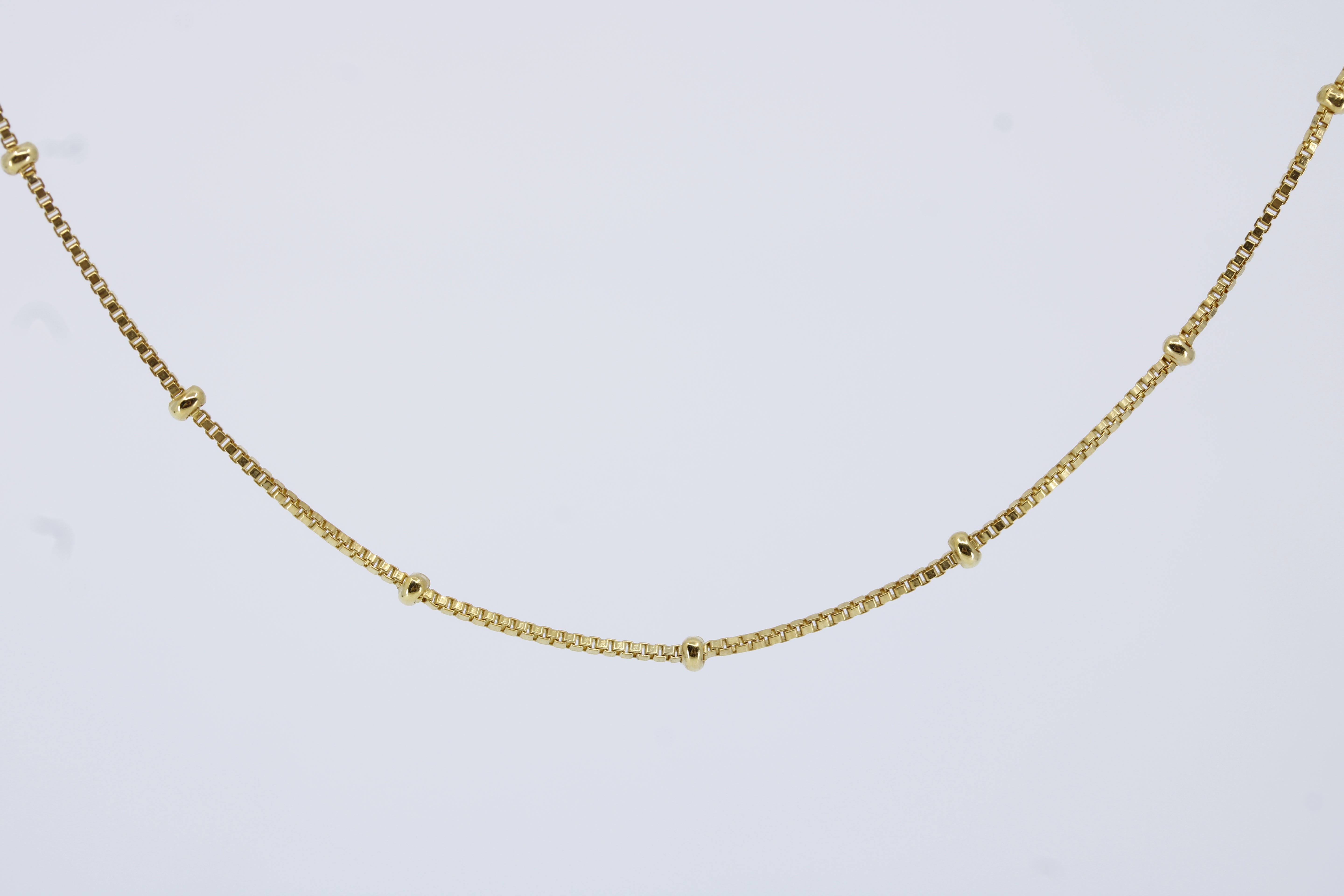 Linea Satellite Chain Necklace