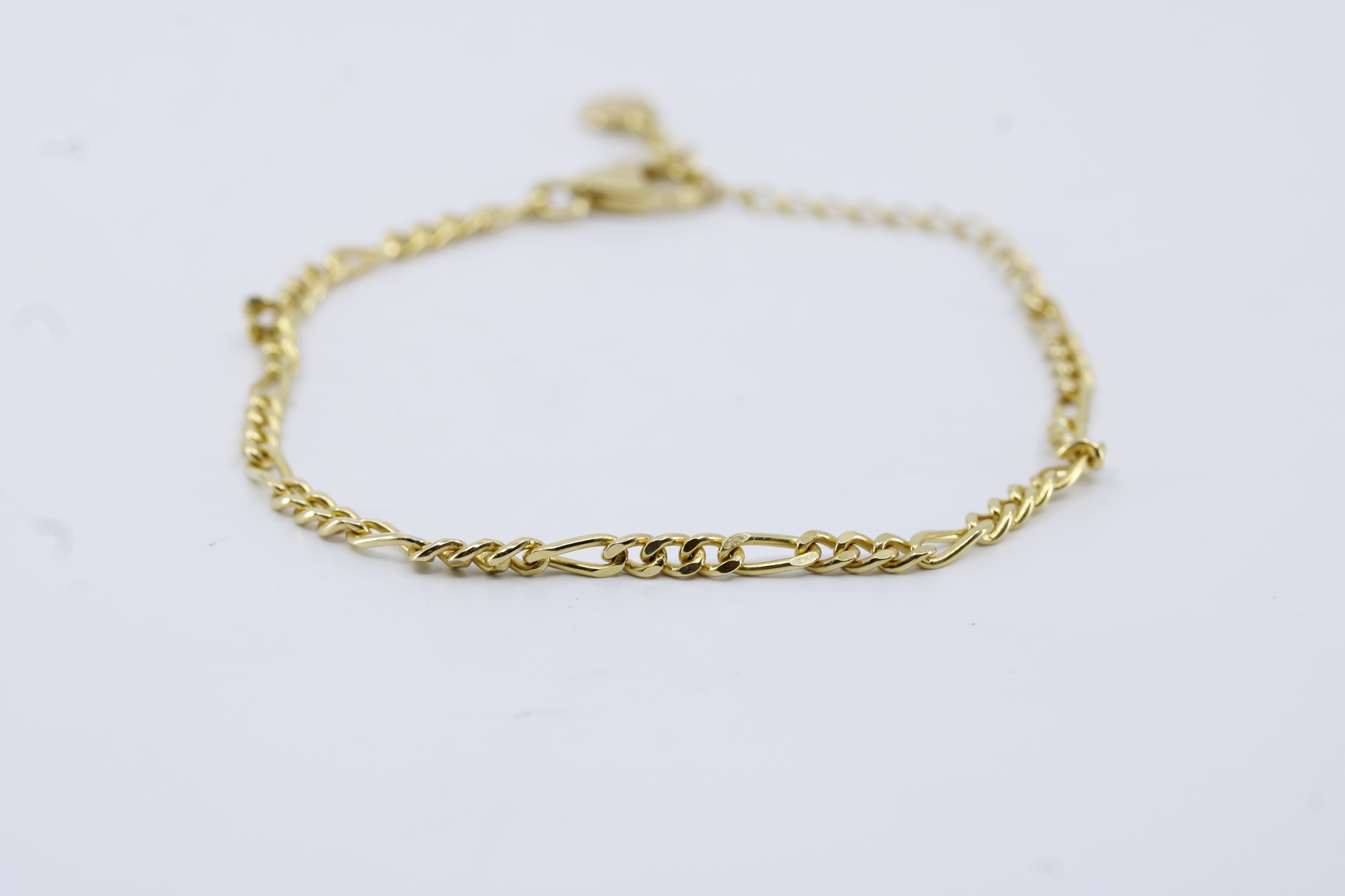 Linea Figaro Chain Bracelet