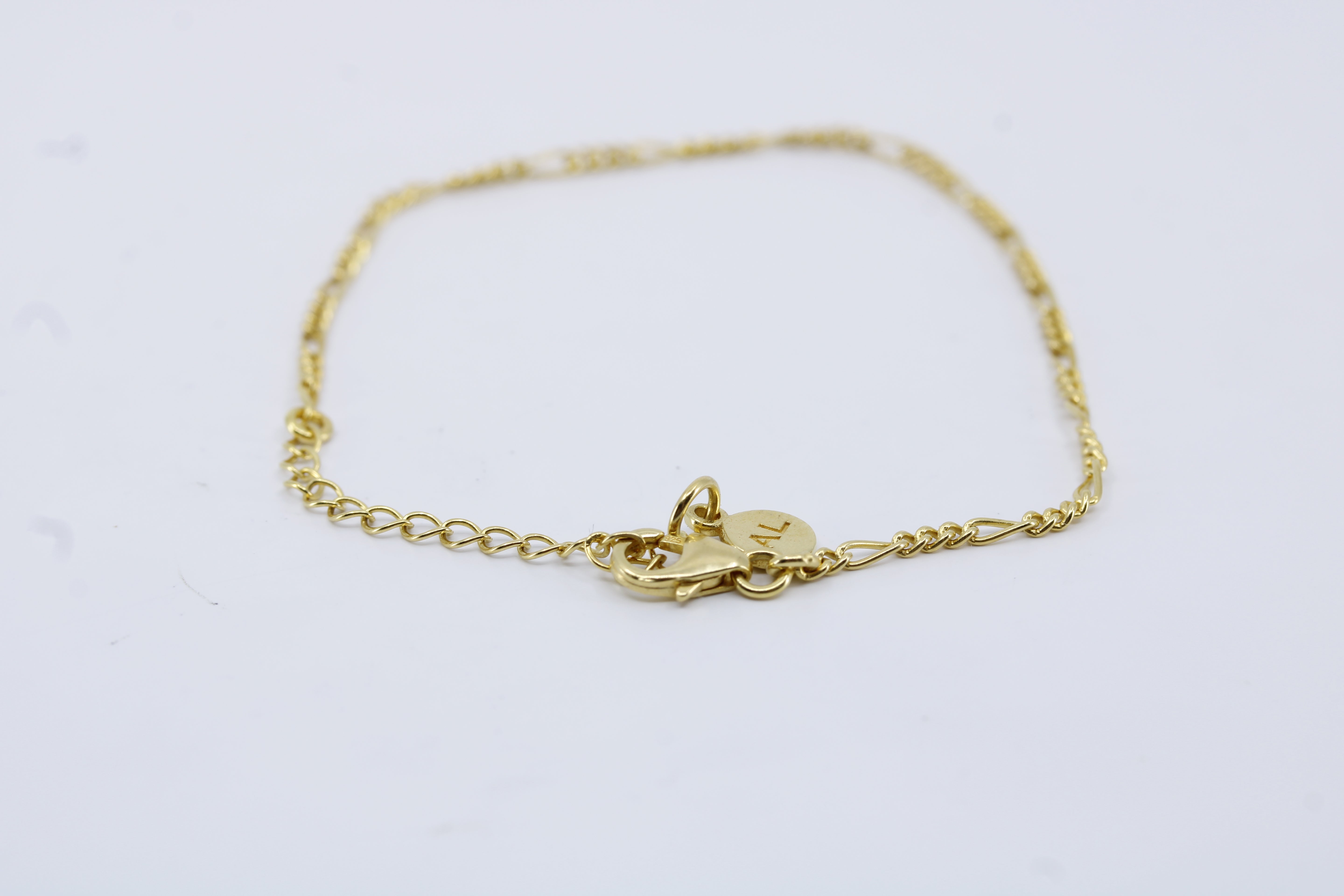 Linea Slim Figaro Chain Bracelet
