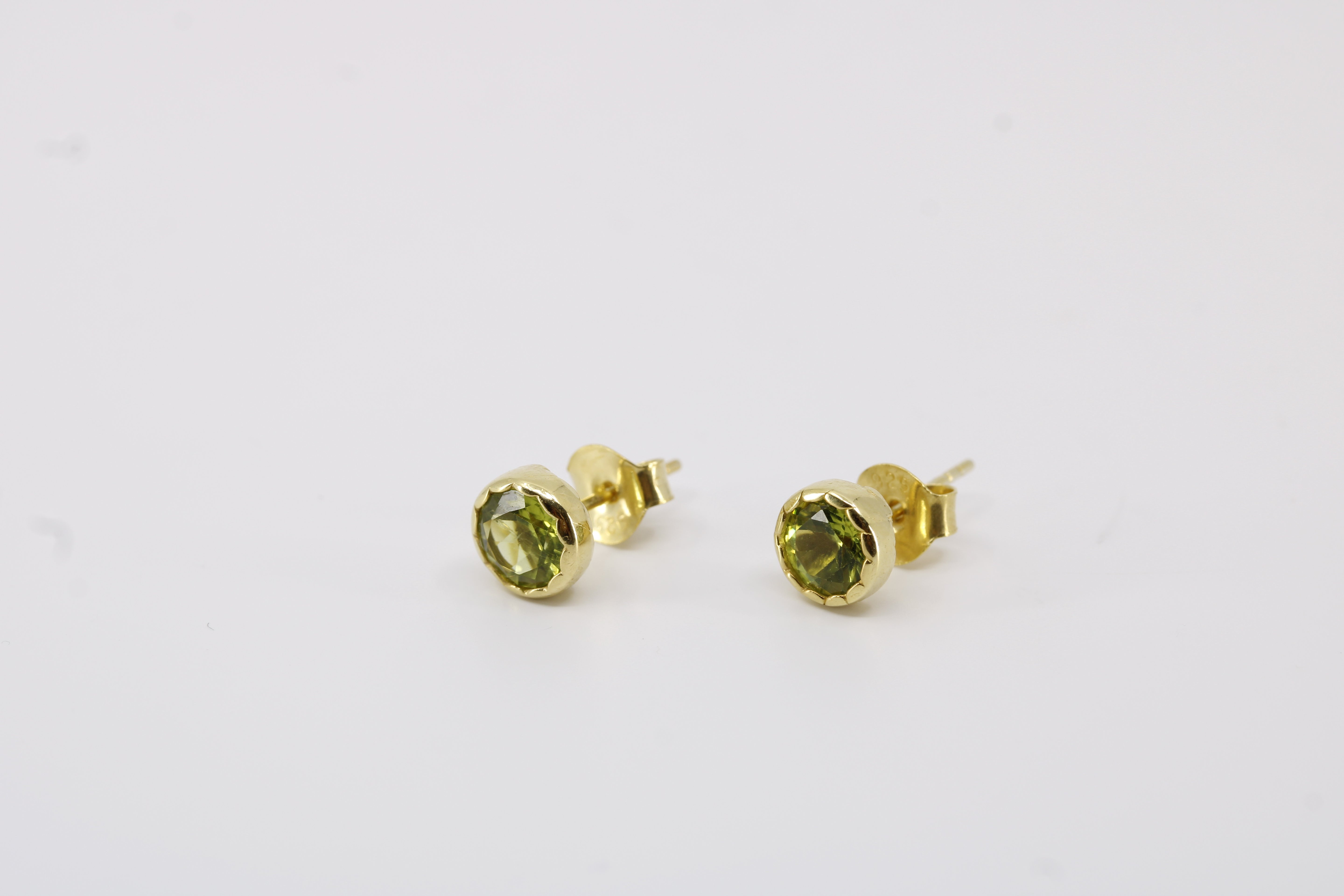 Luce 18K Gold Vermeil Bold Stud Earrings with Peridot