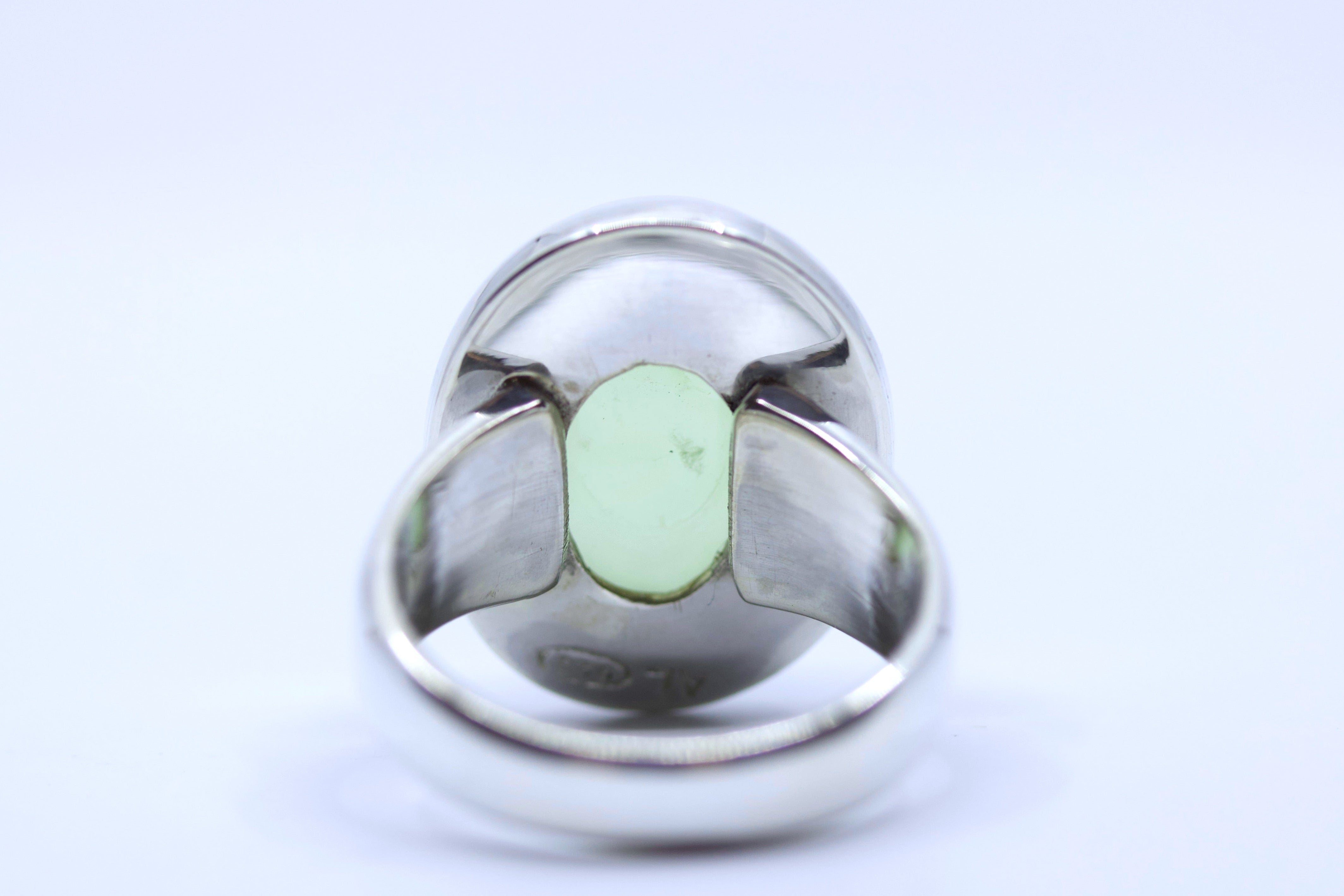 HIMALAYA Sterling Silver Bezel Ring with Prehnite